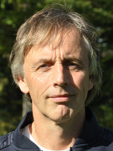 Prof. A.J. Hendriks (Jan)